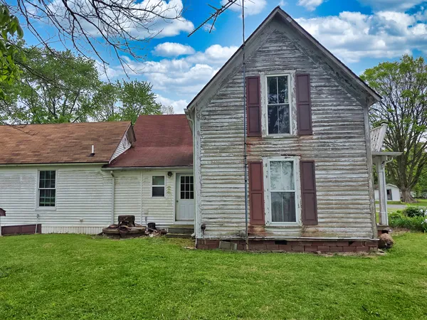 $29,500 | 202 East Park Street, Clay City, IL 62824
