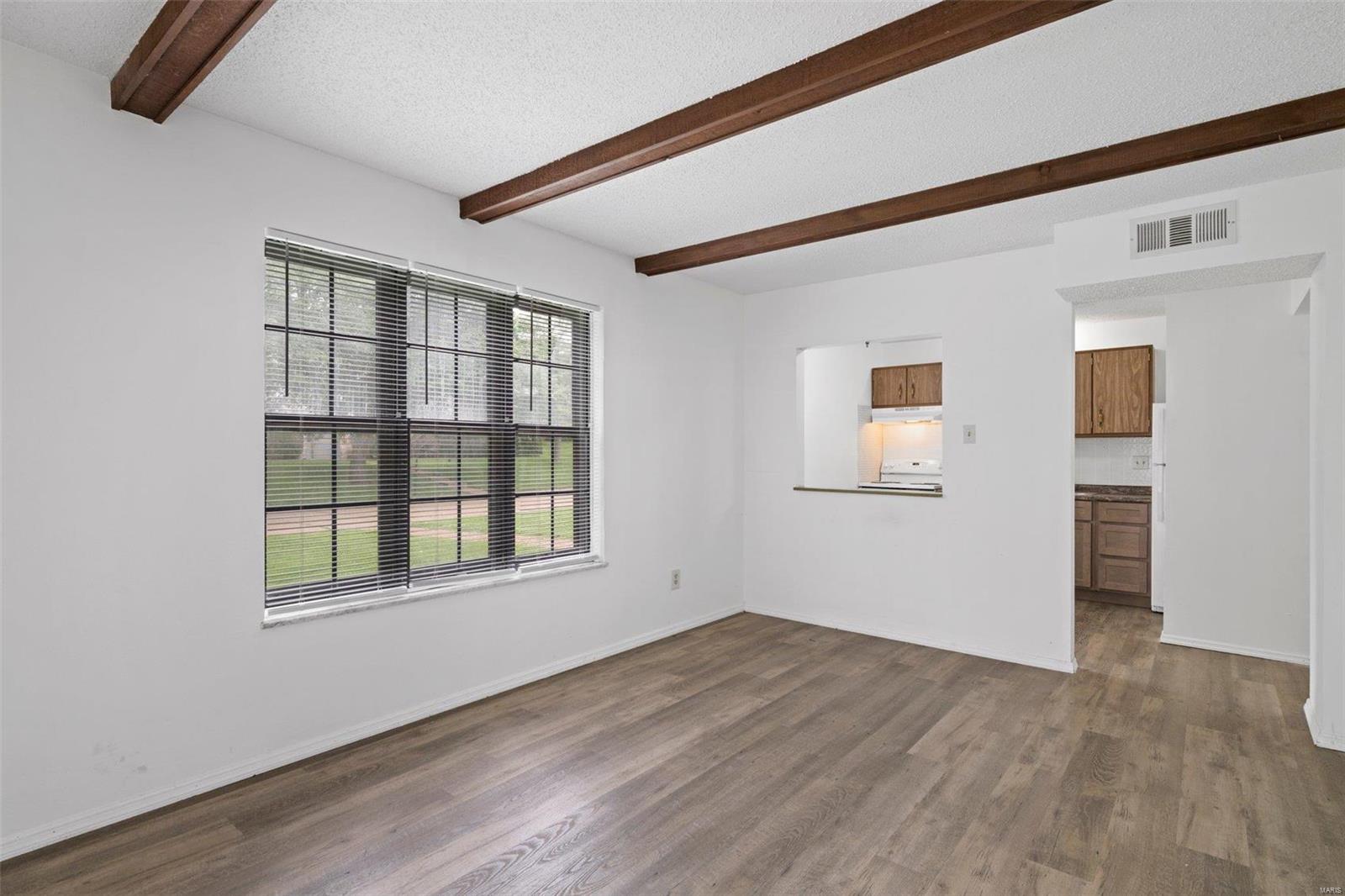 10226 Squire Meadows Drive St. Louis, MO 63123 - Photo 15 of 36