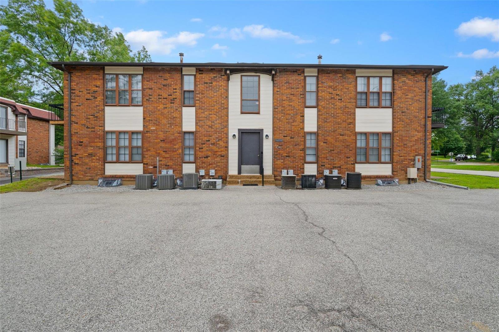 10226 Squire Meadows Drive St. Louis, MO 63123 - Photo 35 of 36