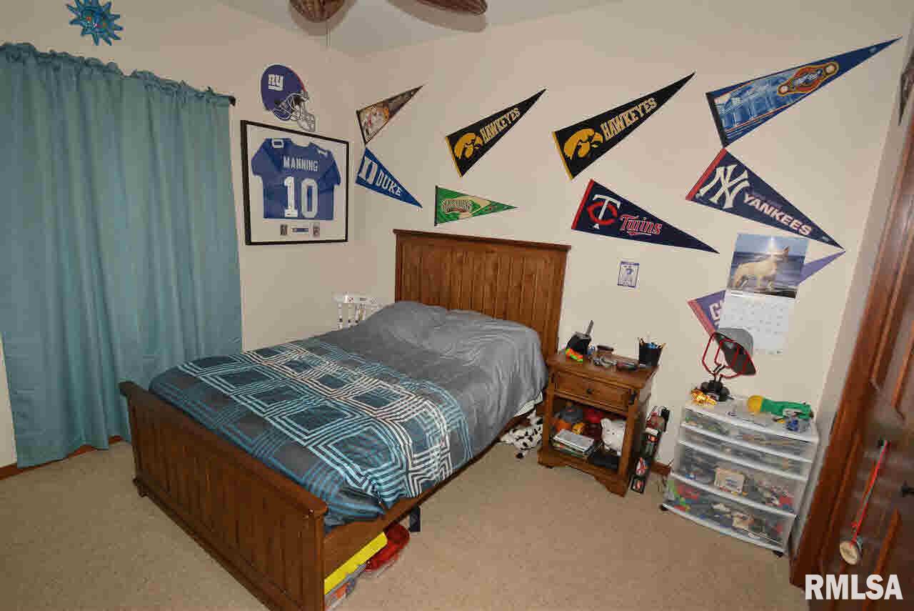 1075 Rustic View Court Eldridge, IA 52748 - Photo 13 of 22 Gallery Image 13