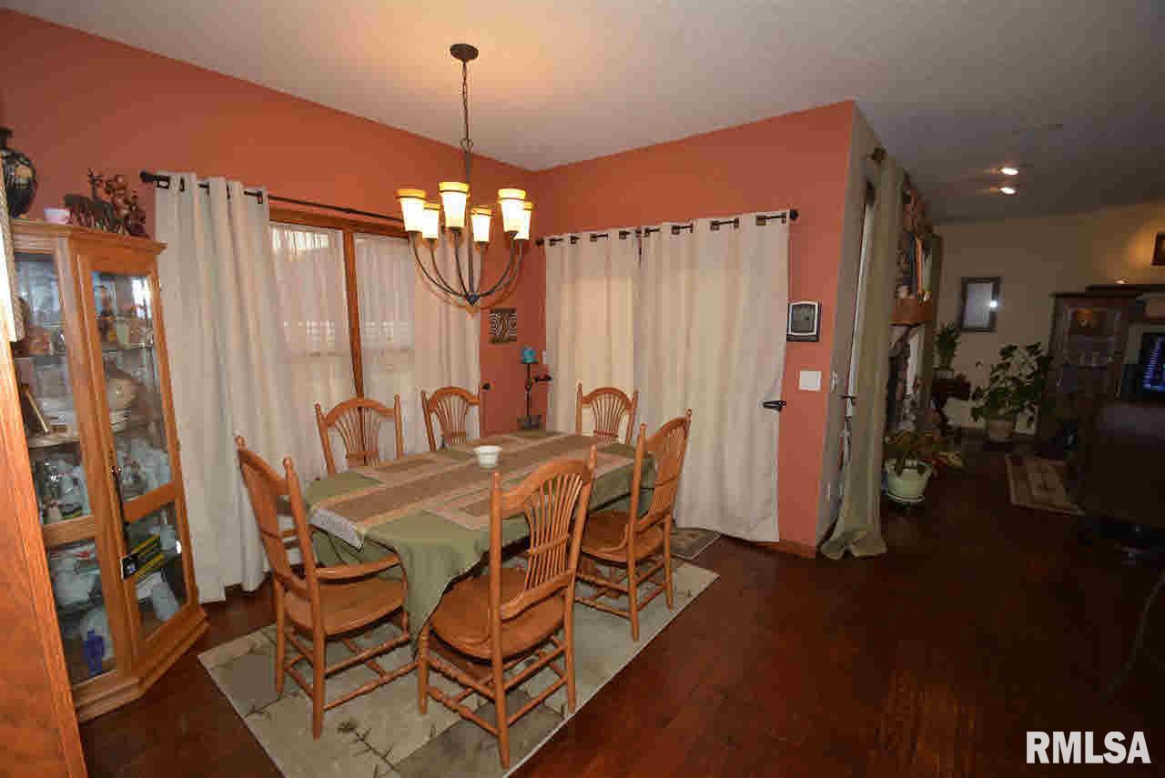 1075 Rustic View Court Eldridge, IA 52748 - Photo 6 of 22 Gallery Image 6