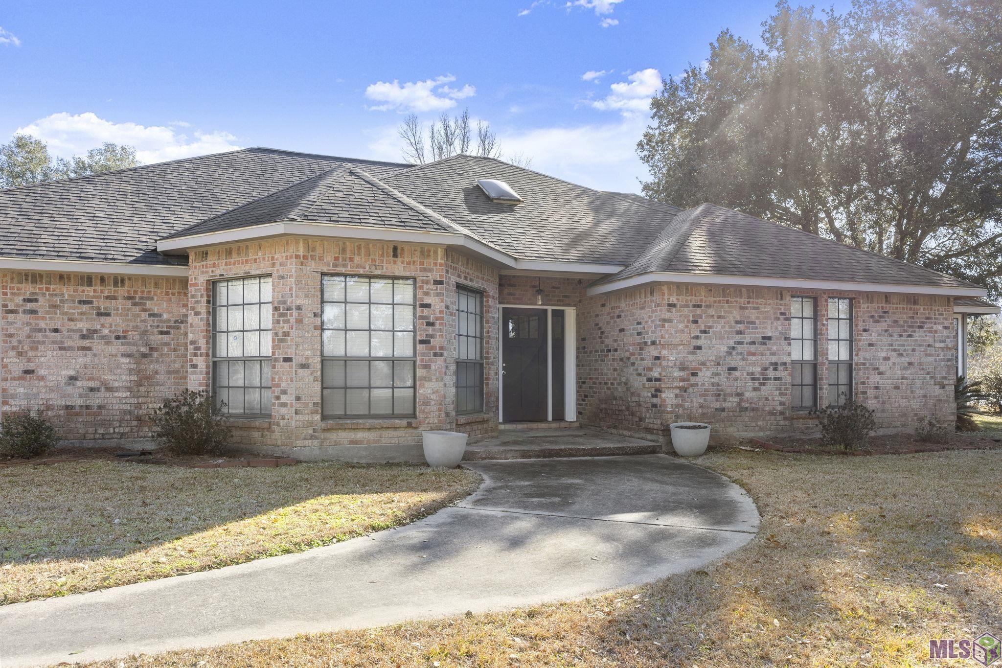 8110 Main Street Zachary, LA 70791 - Photo 3 of 29
