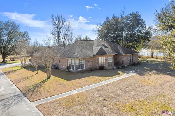 $510,000 | 8110 Main Street, Zachary, LA 70791