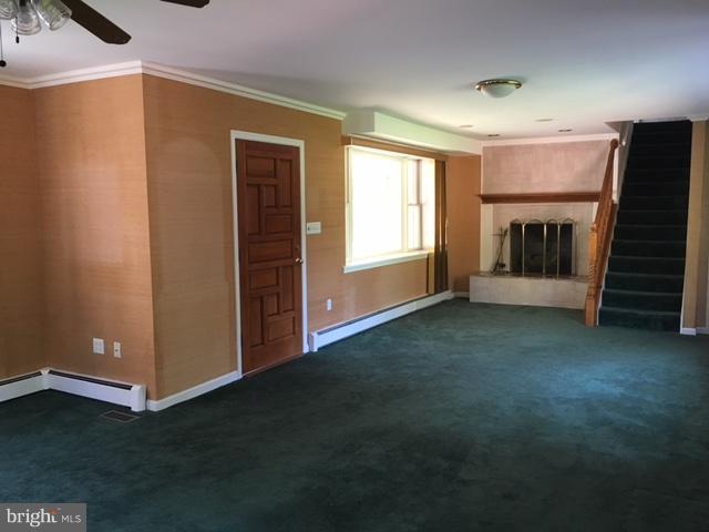 7718 Belair Road Baltimore, MD 21236 - Photo 4 of 29 Living Room