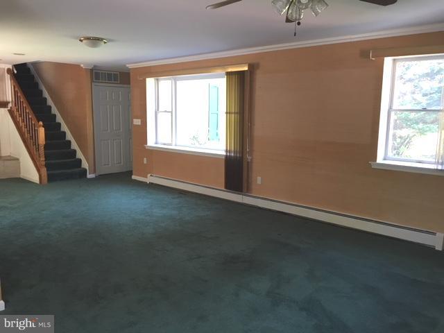 7718 Belair Road Baltimore, MD 21236 - Photo 5 of 29 Living Room