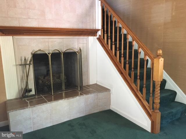 7718 Belair Road Baltimore, MD 21236 - Photo 6 of 29 Living Room