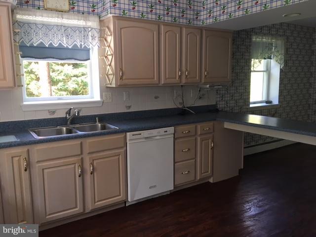 7718 Belair Road Baltimore, MD 21236 - Photo 10 of 29 Kitchen