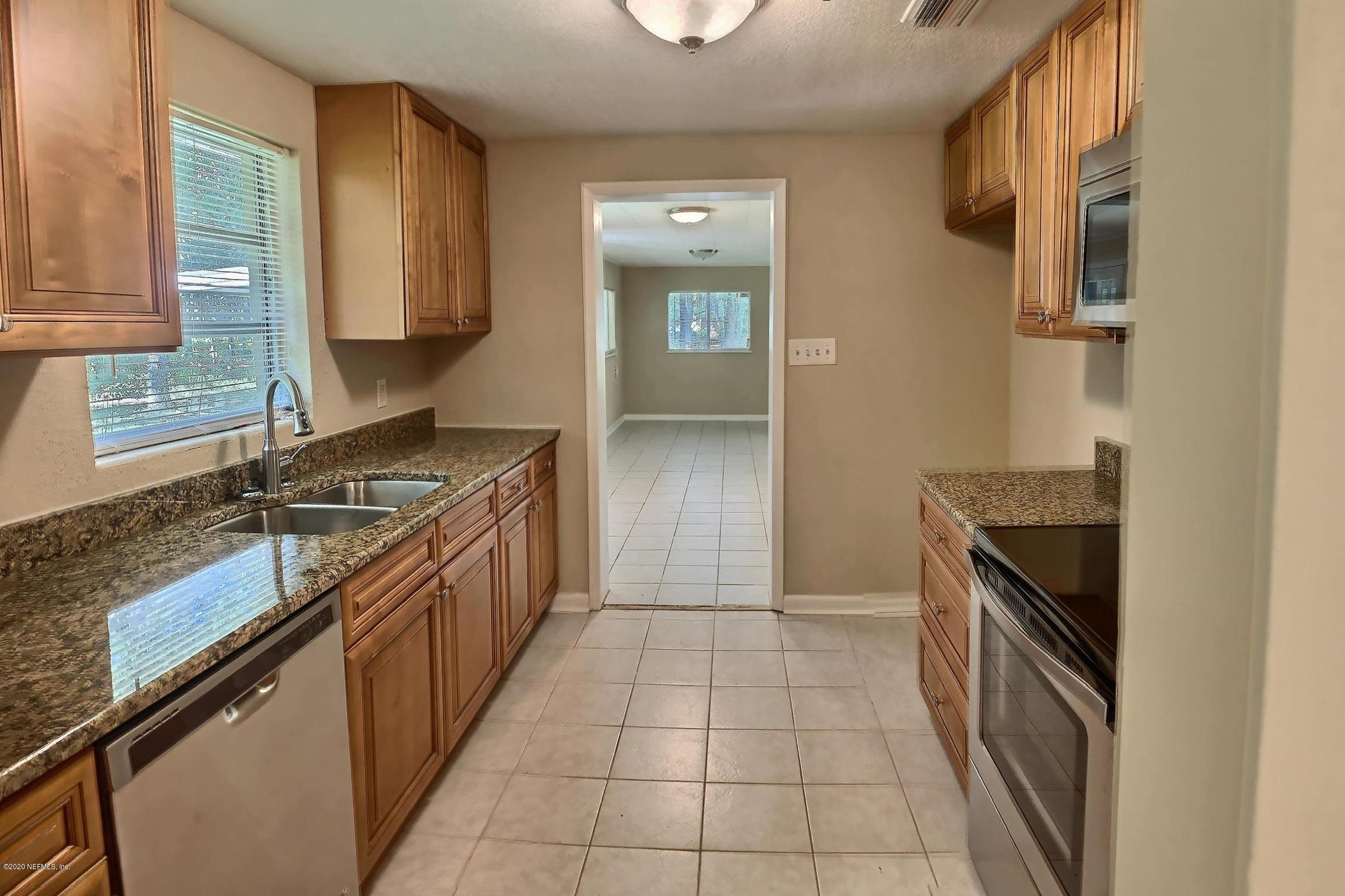 877 Creighton Road Orange Park, FL 32003 - Photo 12 of 38 5B8E52EE-58A0-4053-AB3B-8B08F10BB50C