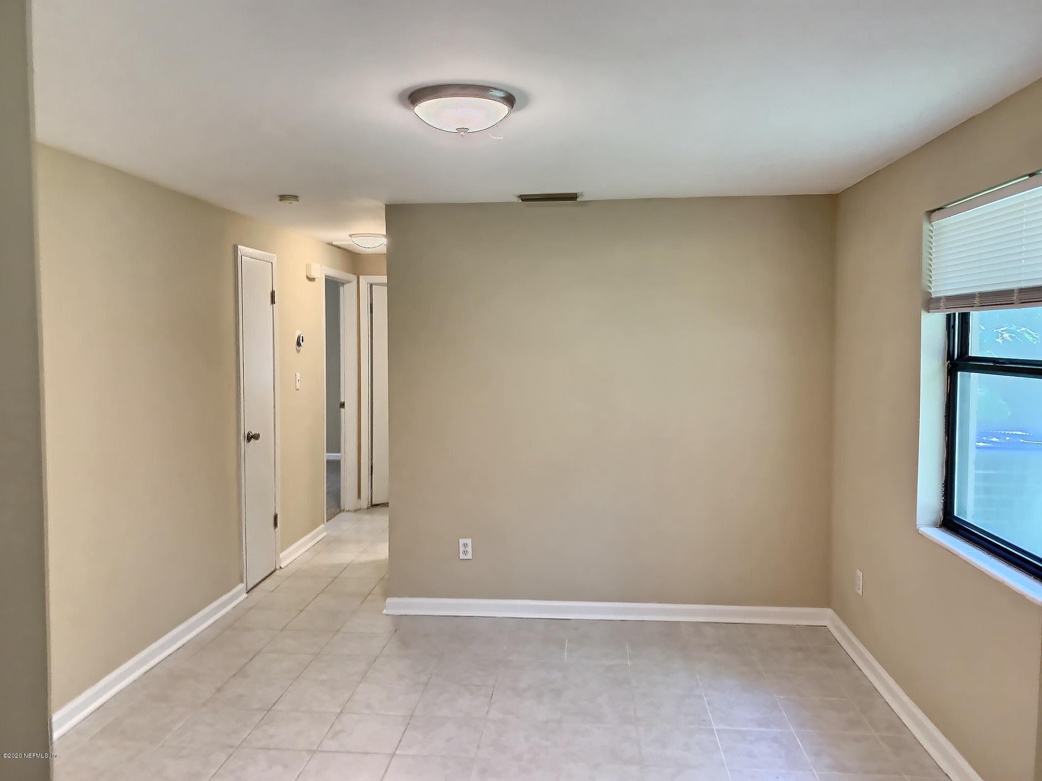 877 Creighton Road Orange Park, FL 32003 - Photo 17 of 38 4A29D3CD-8A01-444A-AF03-0C8304D26559