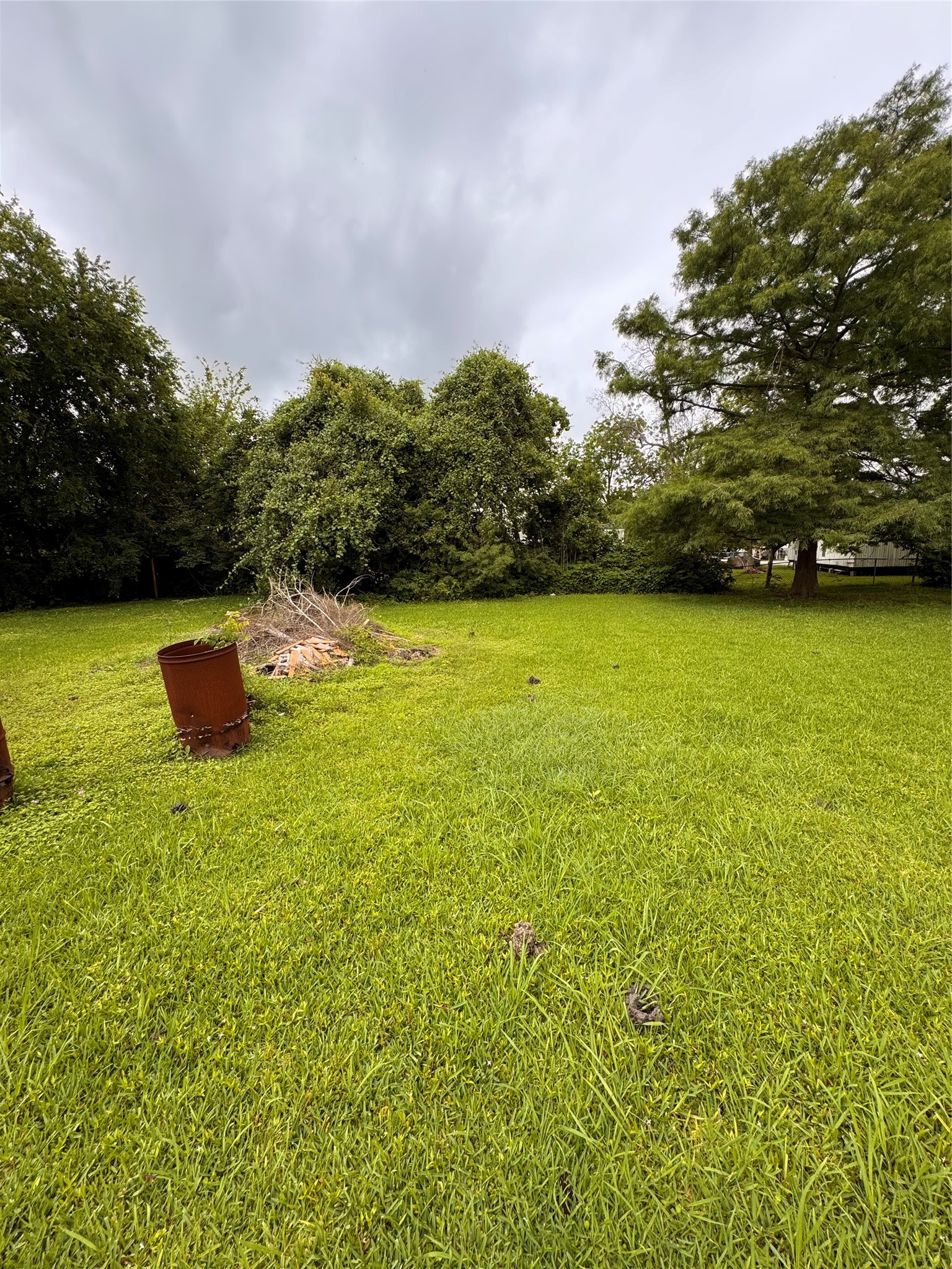 7903 Spivey Road Highlands, TX 77562 - Photo 3 of 4