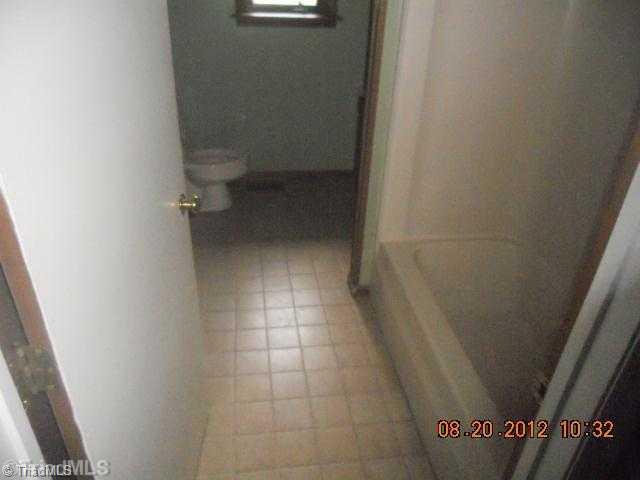 541 McCray Road Burlington, NC 27217 - Photo 8 of 9 Master Bath/Spa.
