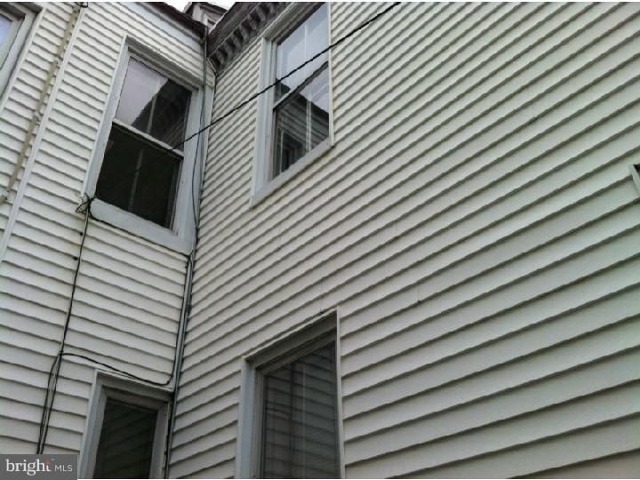 622 Locust Street Reading, PA 19604 - Photo 4 of 4 Gallery Image 4