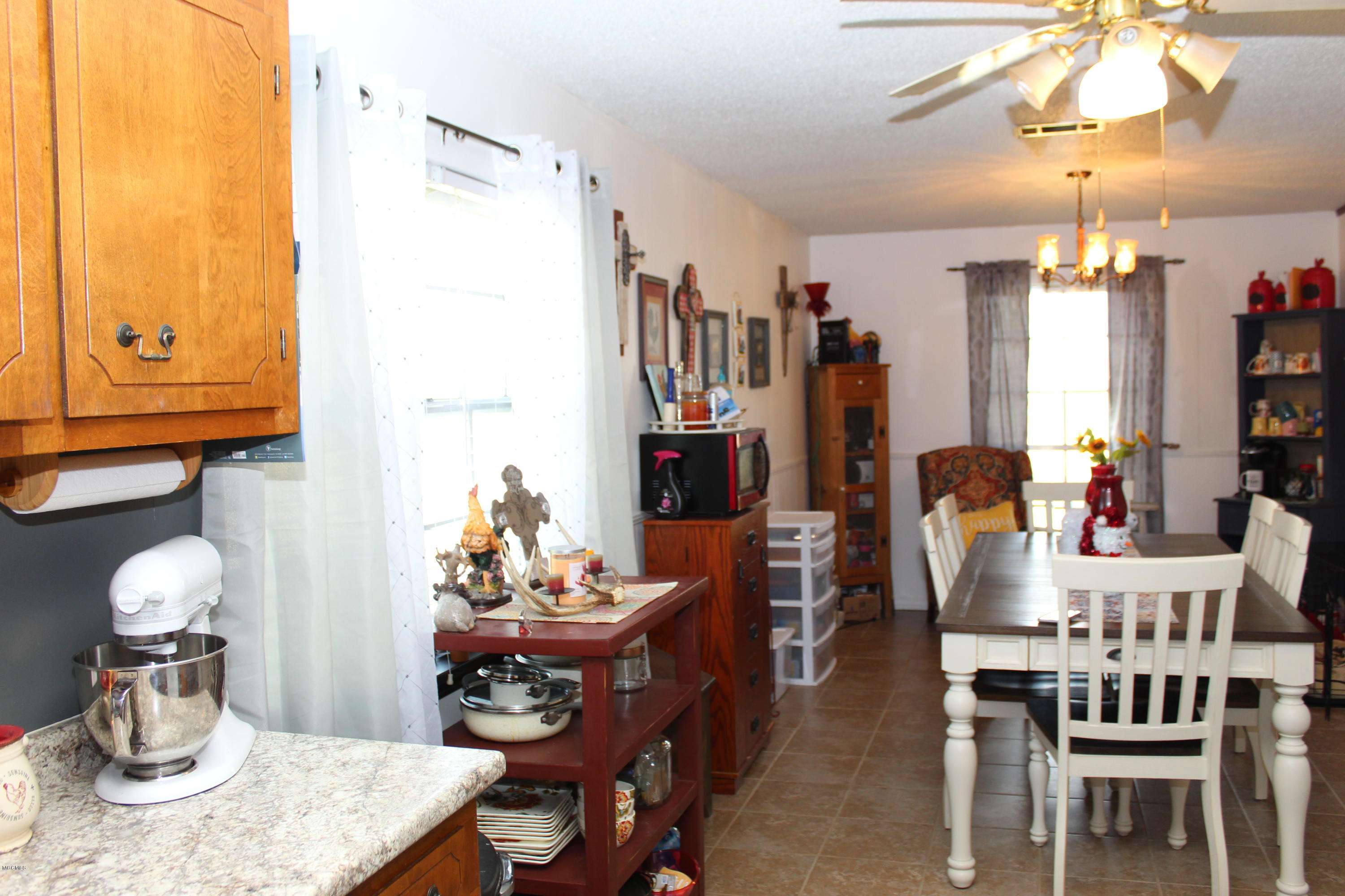 181 Airport Road Lucedale, MS 39452 - Photo 8 of 29 IMG_3140