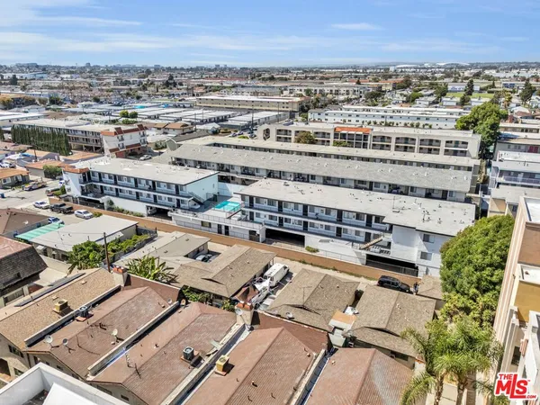 $8,100,000 | 14110 Yukon Avenue, Hawthorne, CA 90250