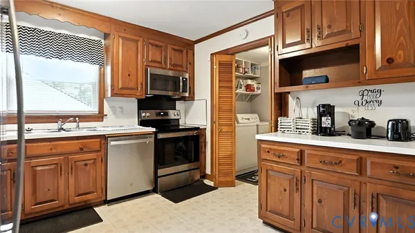 $325,000 | 3913 Fenwick Street, Richmond, VA 23222