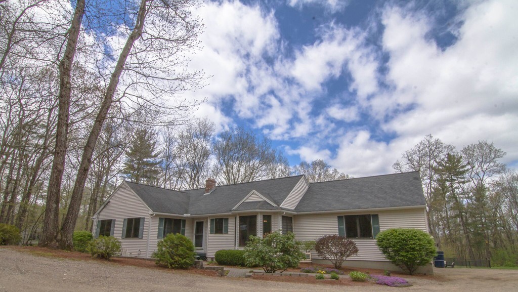 33 Town Farm Road Brookfield, MA 01506 - Photo 23 of 25