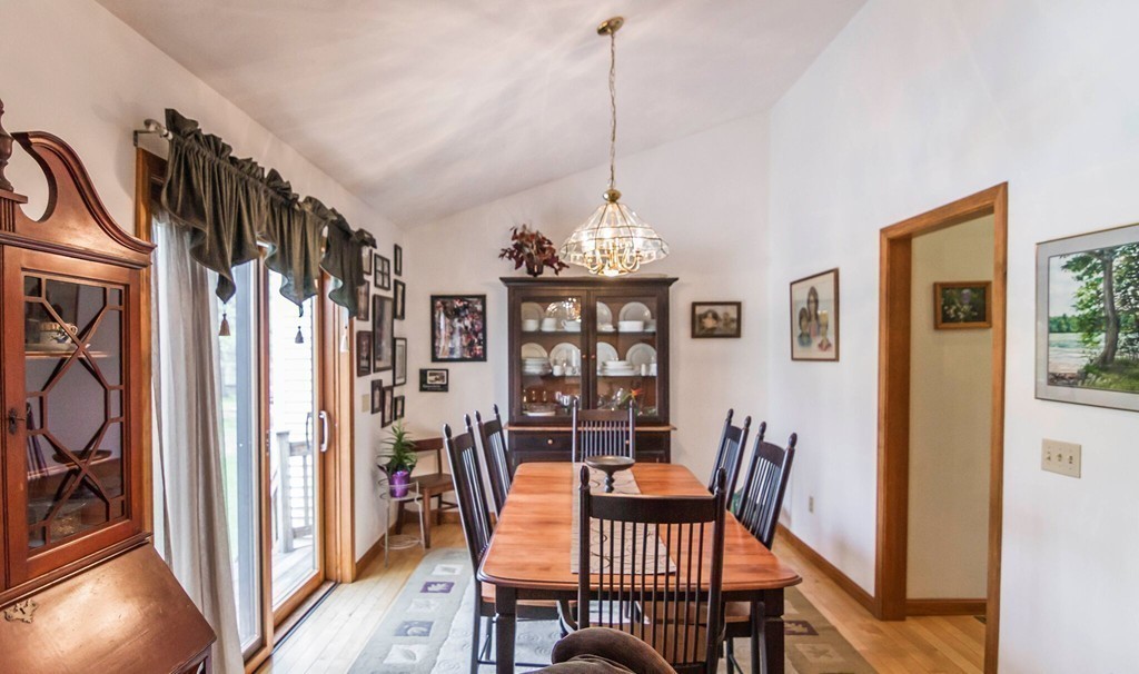 33 Town Farm Road Brookfield, MA 01506 - Photo 7 of 25