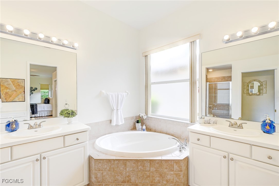 12554 Ivory Stone Loop Fort Myers, FL 33913 - Photo 21 of 39