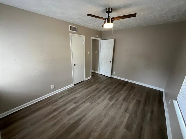 $1,725 | 14207 Cimarron Drive, Balch Springs, TX 75180