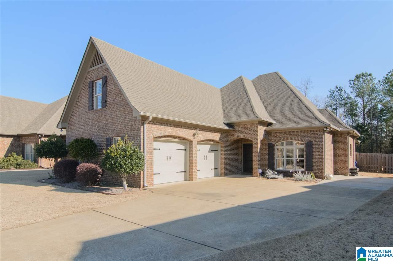 260 Lacey Avenue Alabaster, AL 35114 - Photo 1 of 46