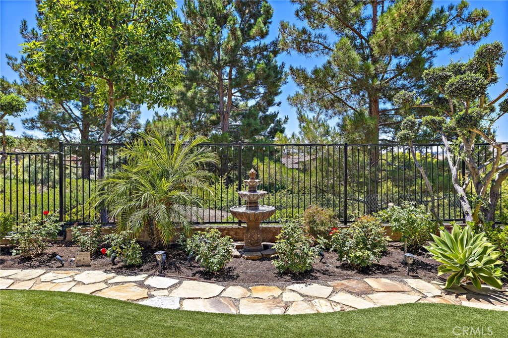 37 Tuscany Ladera Ranch, CA 92694 - Photo 34 of 53 a garden view