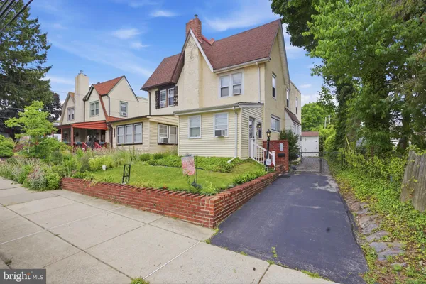 $215,000 | 109 Shadeland Avenue, Lansdowne, PA 19050