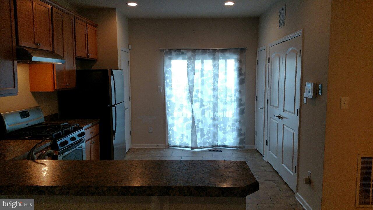 4538 Old Frederick Road Baltimore, MD 21229 - Photo 6 of 15 Kitchen