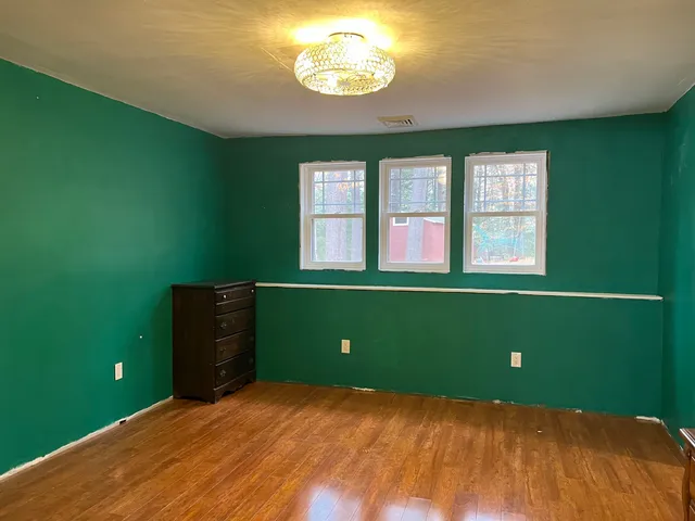 $424,900 | 11 Towle Road, Chester, NH 03036