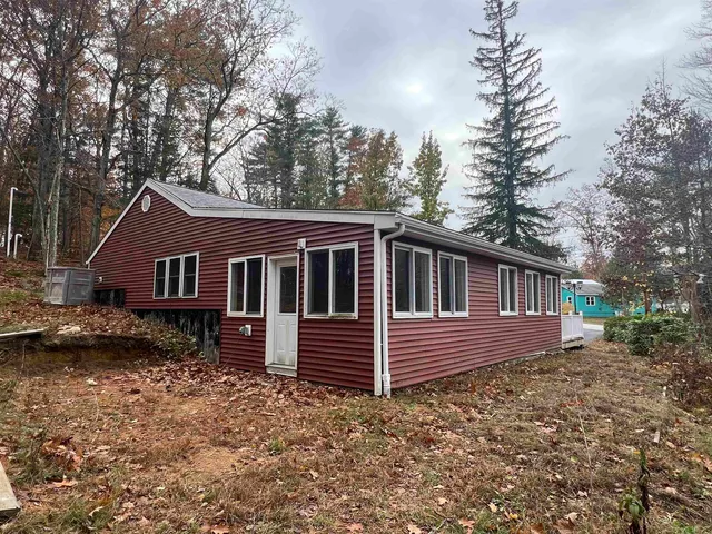 $424,900 | 11 Towle Road, Chester, NH 03036