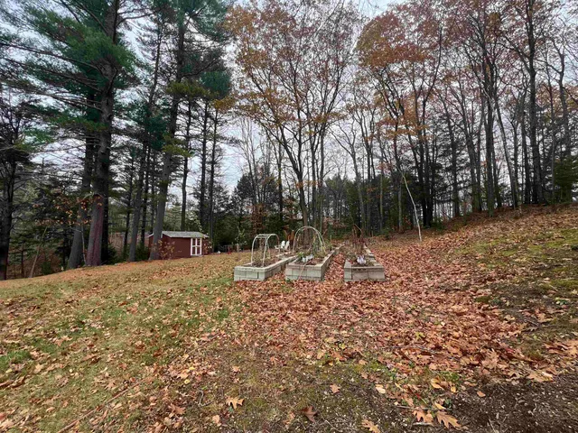 $424,900 | 11 Towle Road, Chester, NH 03036