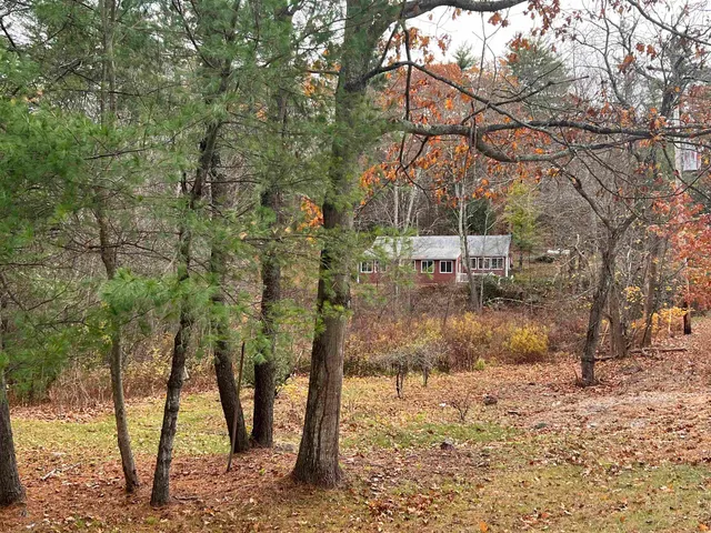 $424,900 | 11 Towle Road, Chester, NH 03036