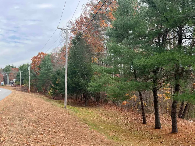 $424,900 | 11 Towle Road, Chester, NH 03036