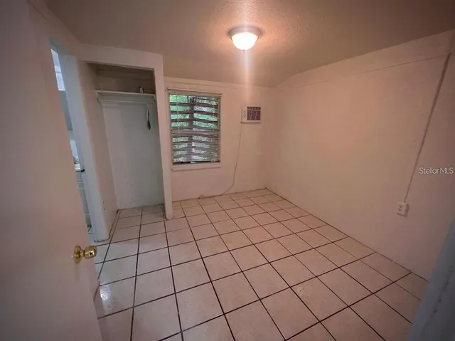 $275,000 | 2101 East Ellicott Street, Tampa, FL 33610