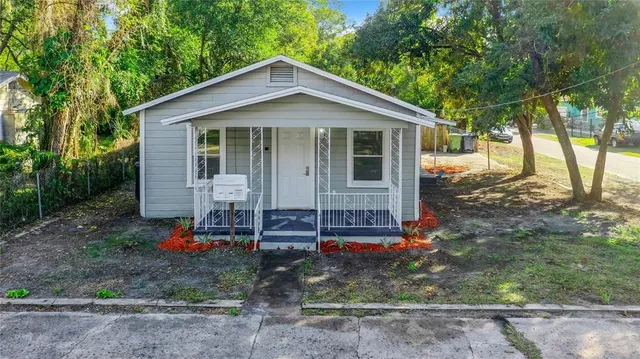 $275,000 | 2101 East Ellicott Street, Tampa, FL 33610