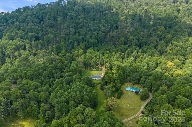 $575,000 | 85 Carolina Lane, Burnsville, NC 28714