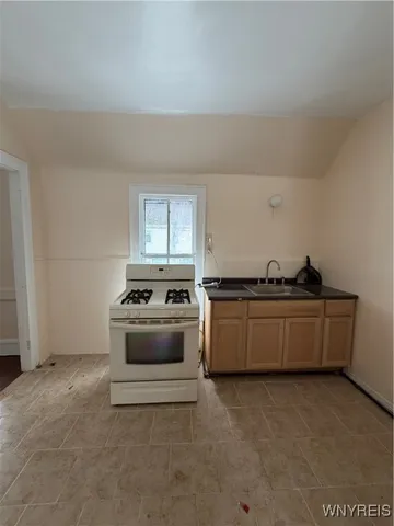 $1,350 | 291 East North Street, Unit S, Buffalo, NY 14204