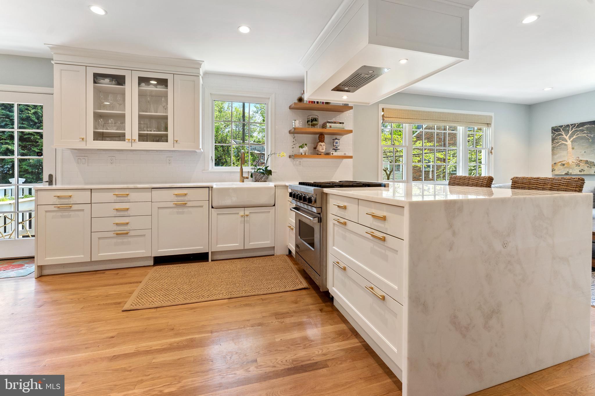 5120 Upton Street Northwest Washington, DC 20016 - Photo 17 of 63