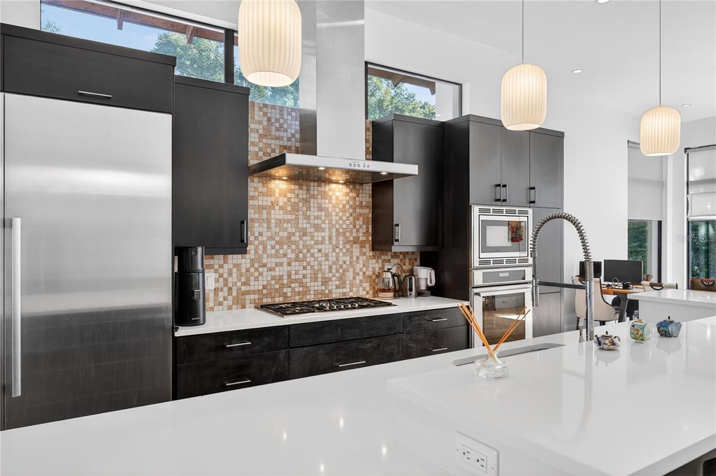 911 Golfview Street Orlando, FL 32804 - Photo 13 of 45