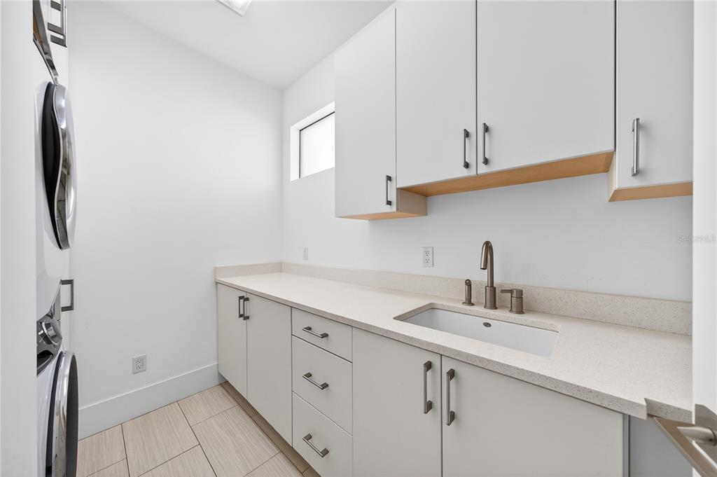 911 Golfview Street Orlando, FL 32804 - Photo 19 of 45