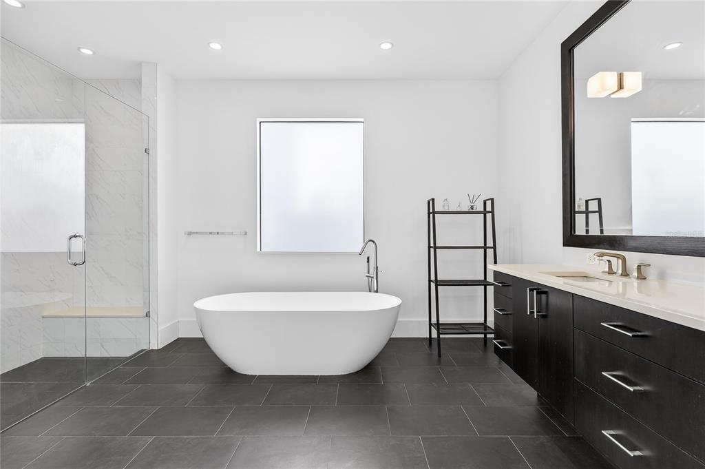 911 Golfview Street Orlando, FL 32804 - Photo 21 of 45