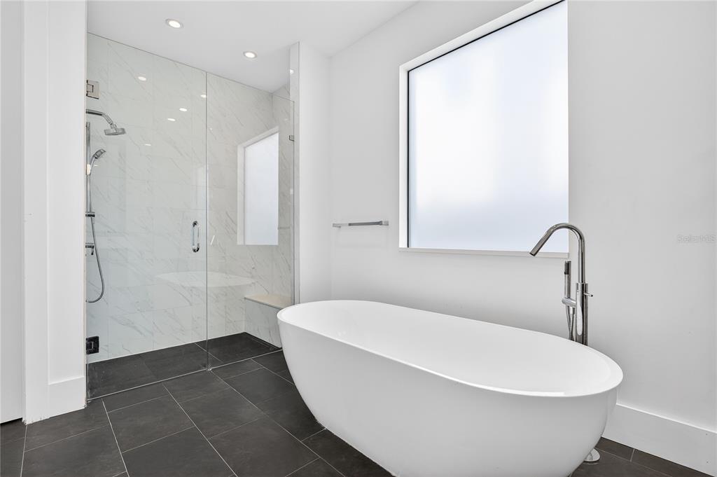 911 Golfview Street Orlando, FL 32804 - Photo 23 of 45