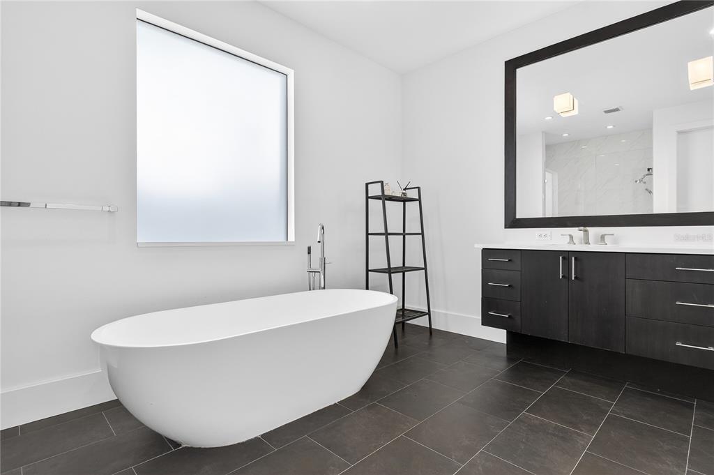 911 Golfview Street Orlando, FL 32804 - Photo 24 of 45