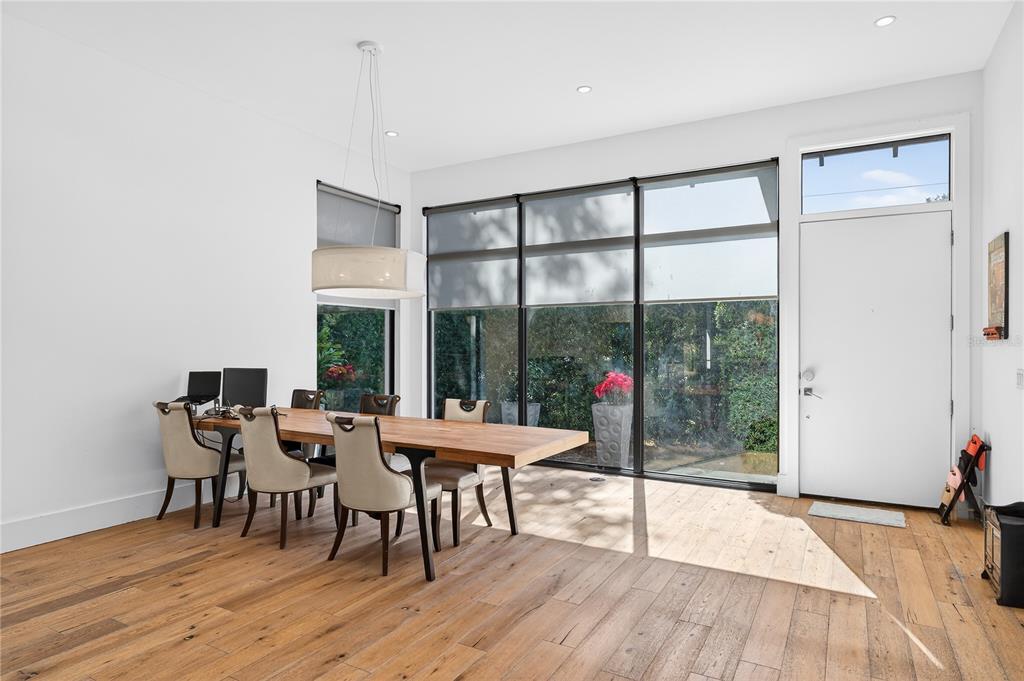 911 Golfview Street Orlando, FL 32804 - Photo 8 of 45