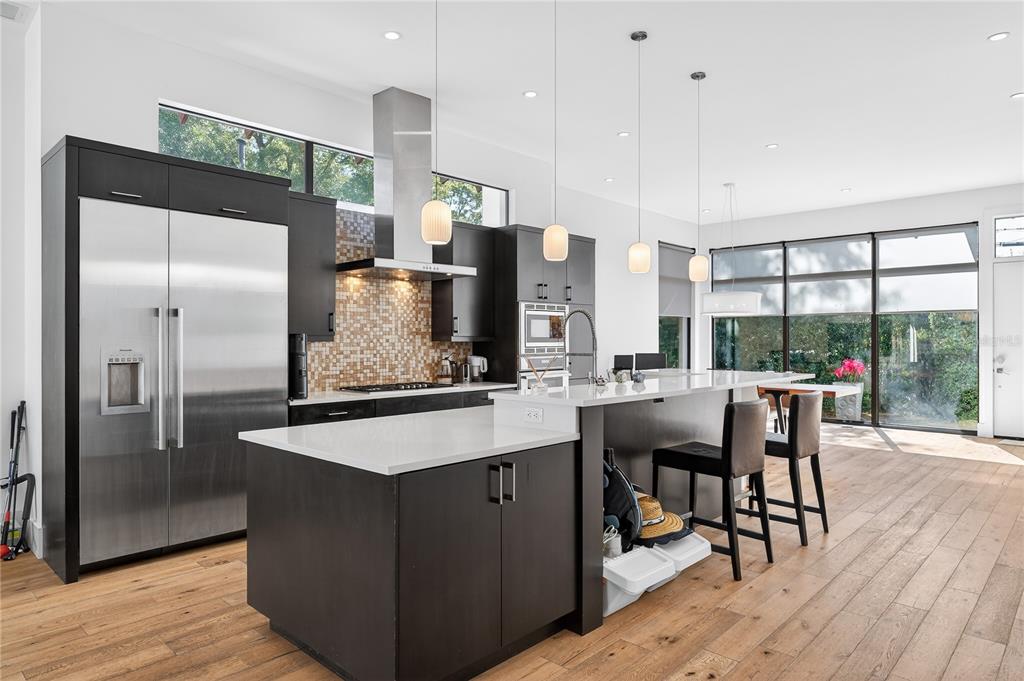 911 Golfview Street Orlando, FL 32804 - Photo 10 of 45