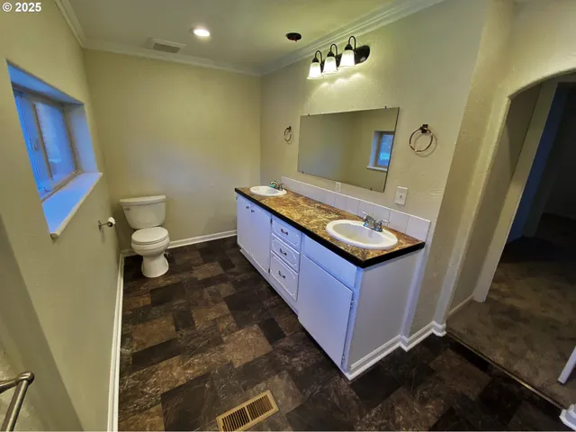 $269,900 | 379 Mill Street, Sumpter, OR 97877