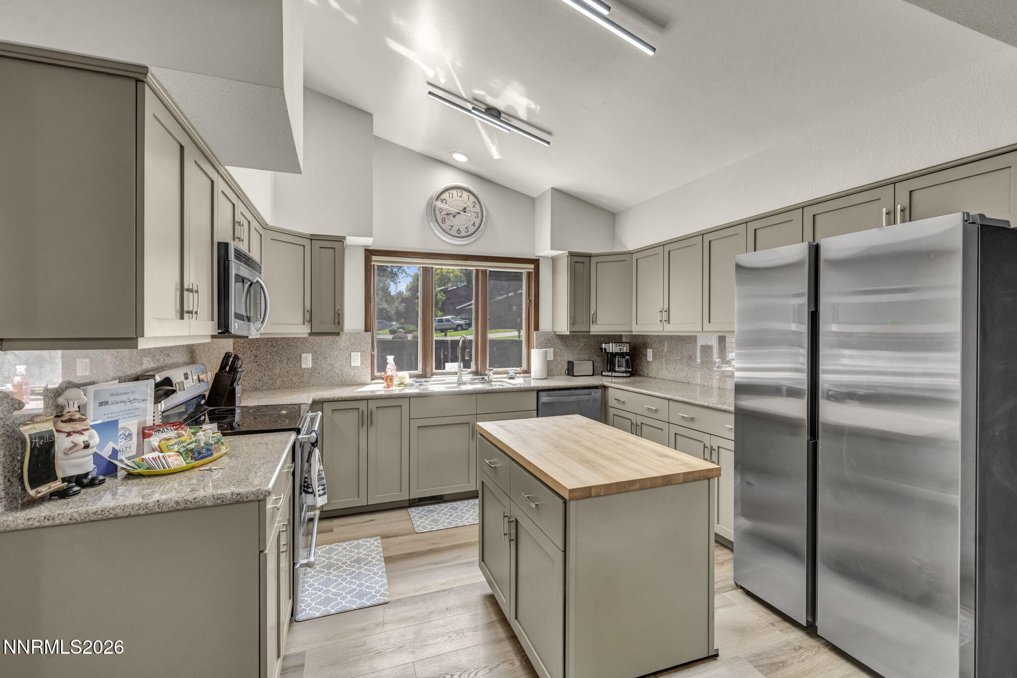 1954 South Villa Way Reno, NV 89509 - Photo 2 of 53 10a