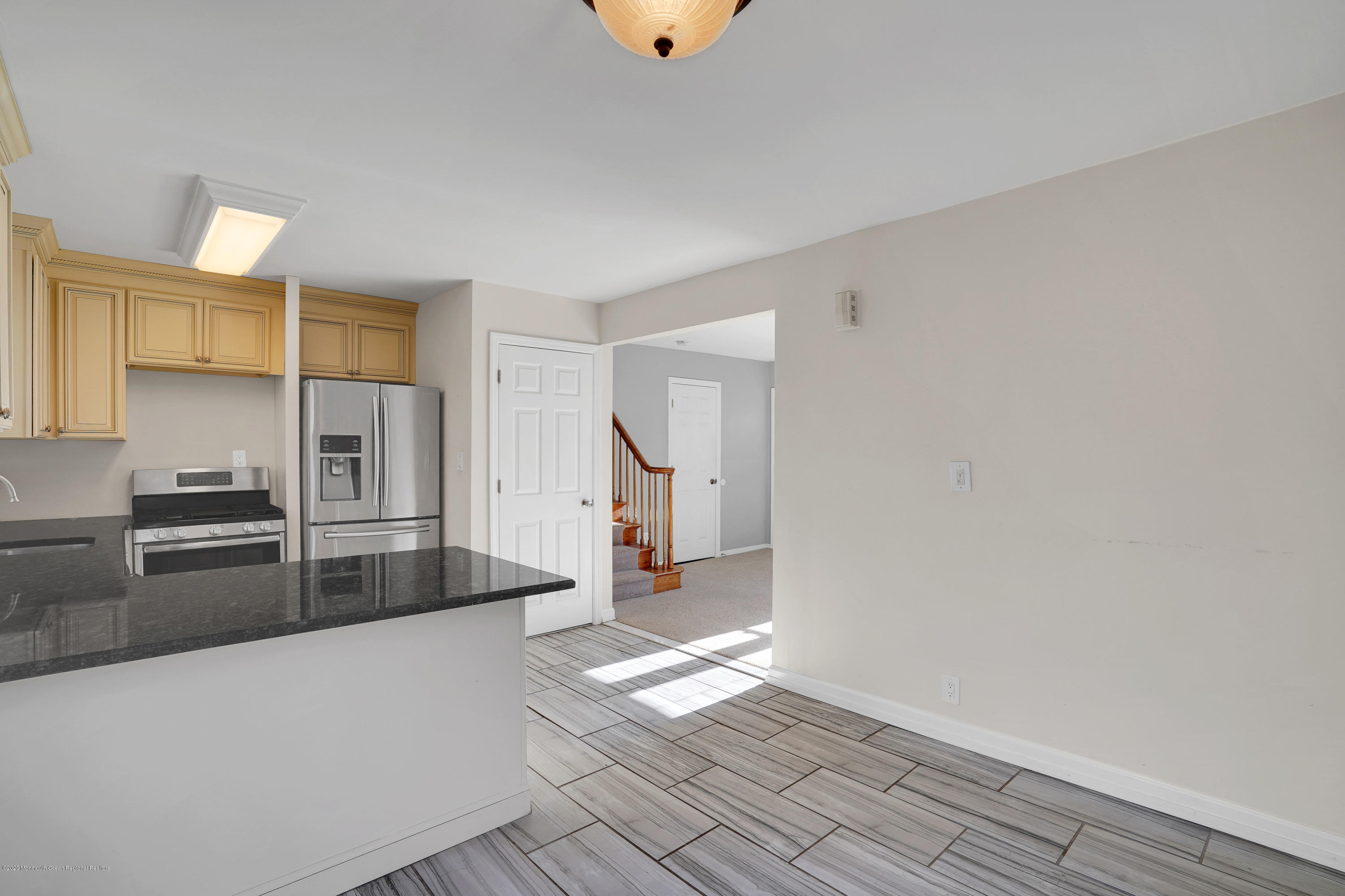 29 Woodsend Road Middletown, NJ 07748 - Photo 13 of 41 KITCHEN