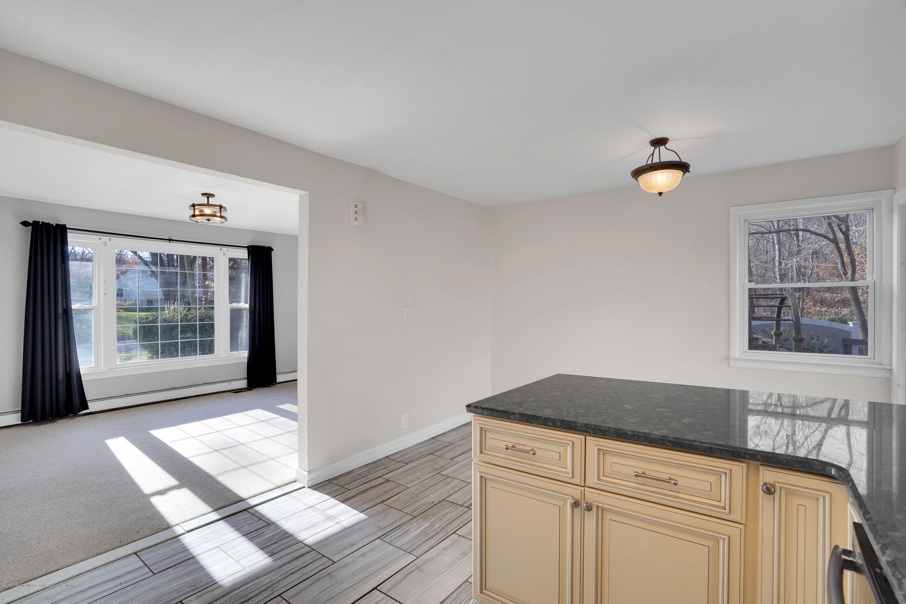 29 Woodsend Road Middletown, NJ 07748 - Photo 14 of 41 KITCHEN
