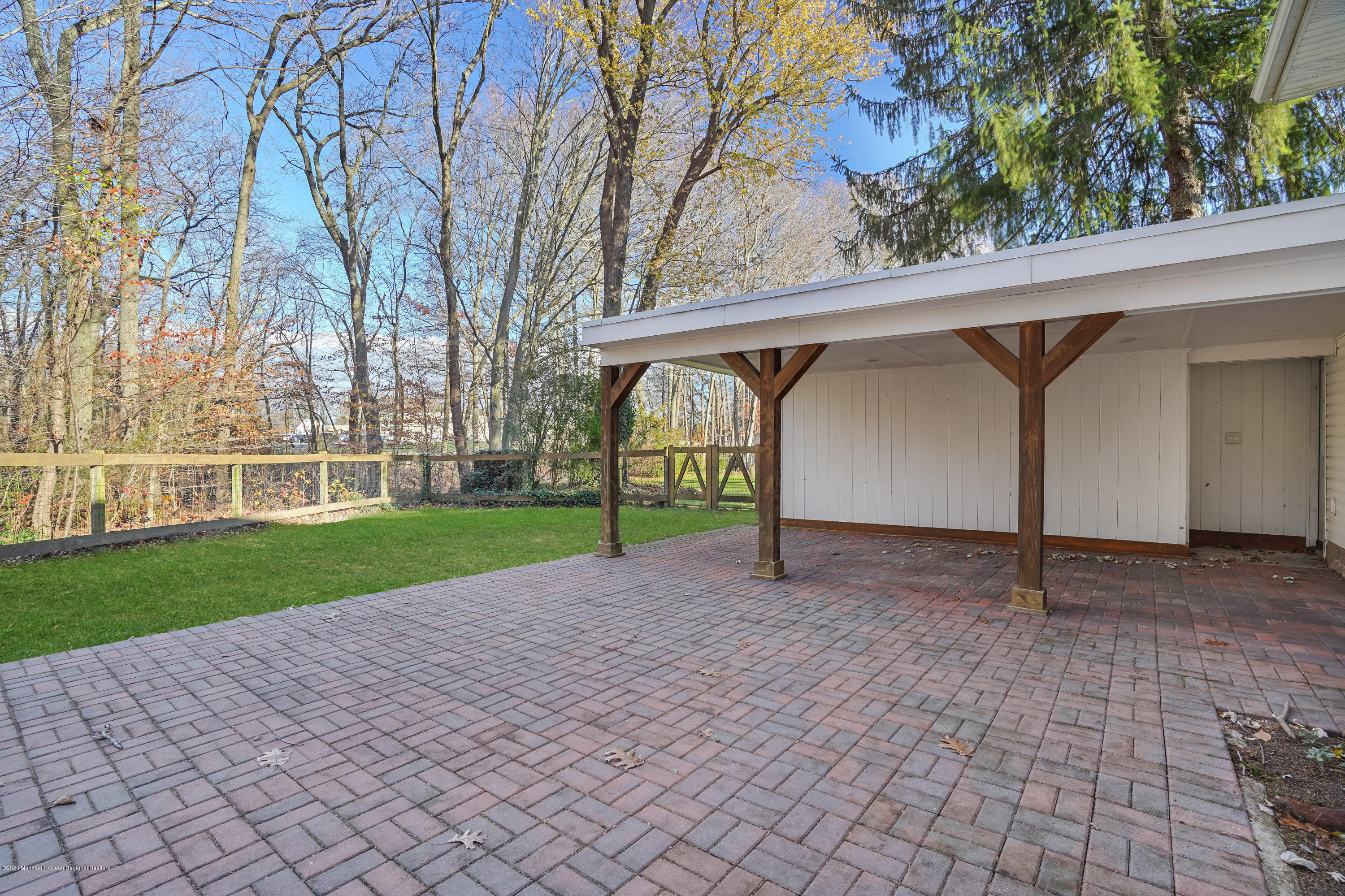 29 Woodsend Road Middletown, NJ 07748 - Photo 35 of 41 PAVER PATIO