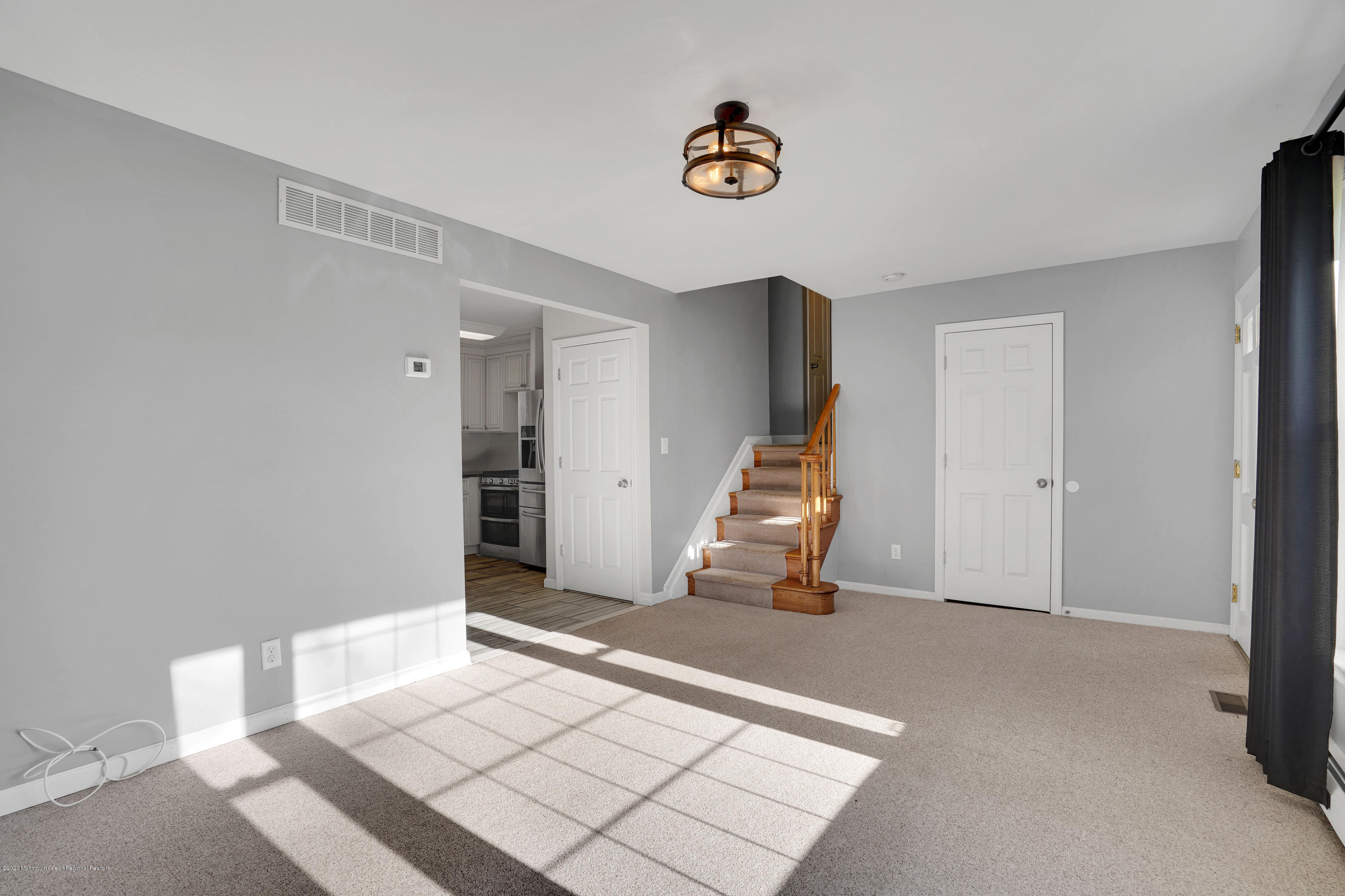 29 Woodsend Road Middletown, NJ 07748 - Photo 7 of 41 LIVING ROOM